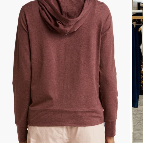 Vuori Women's ruby heather x-large Hoodie never worn before - Picture 2 of 4